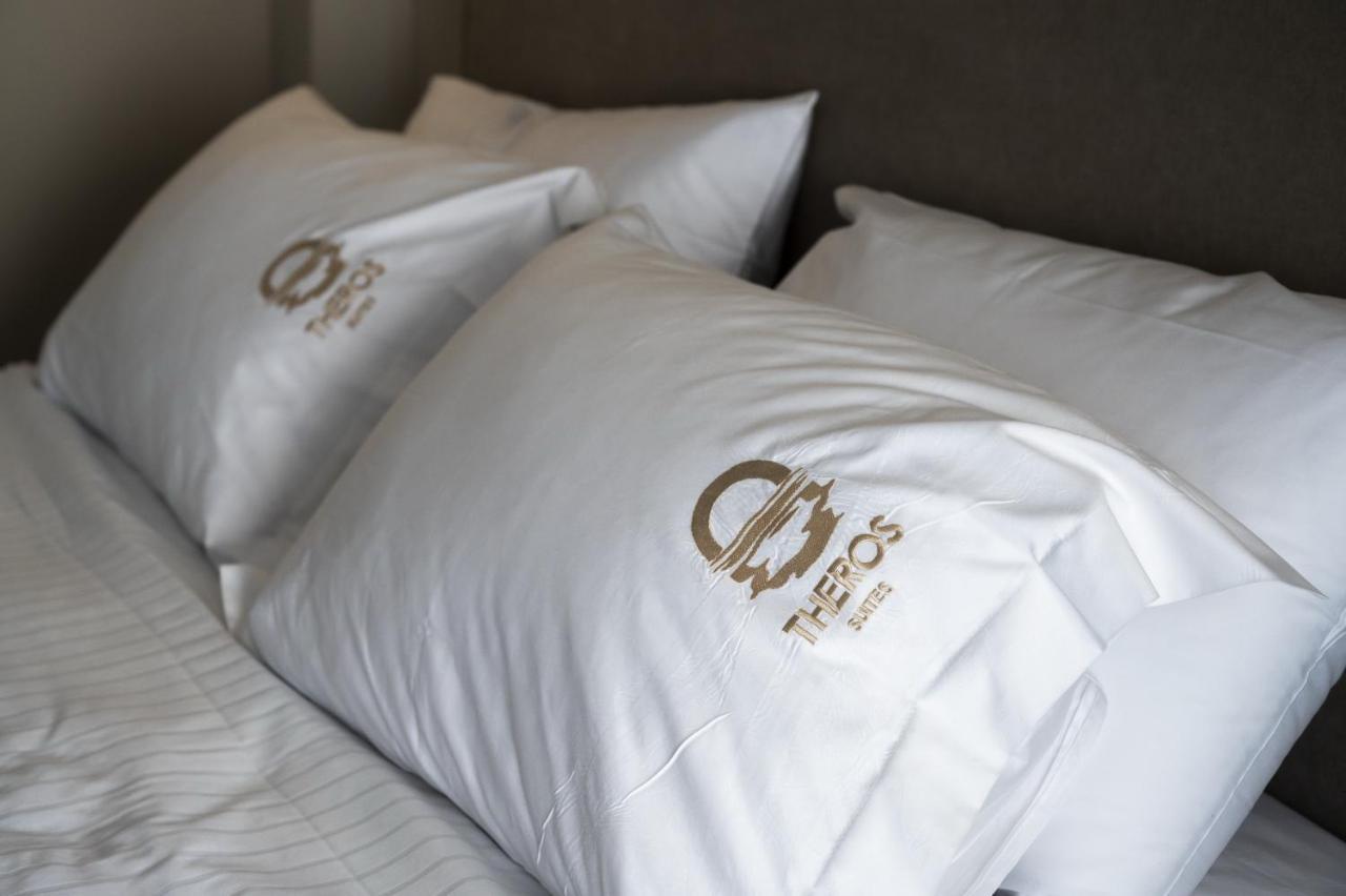 Theros Suites Dhiminio 외부 사진