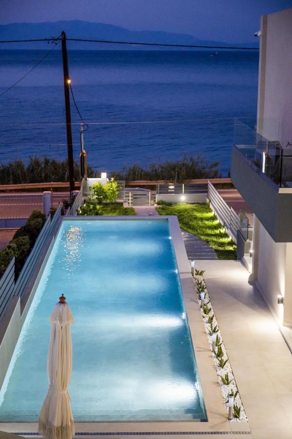 Theros Suites Dhiminio 외부 사진