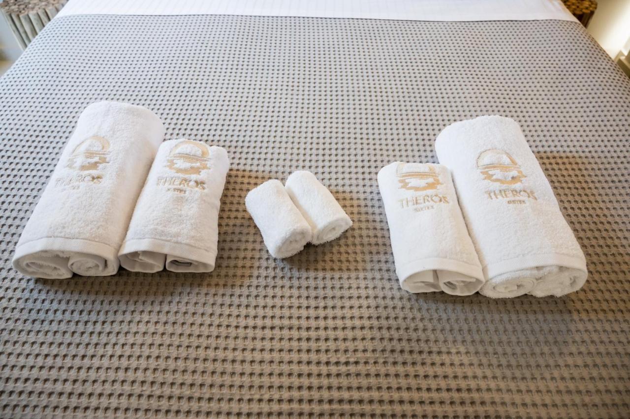 Theros Suites Dhiminio 외부 사진