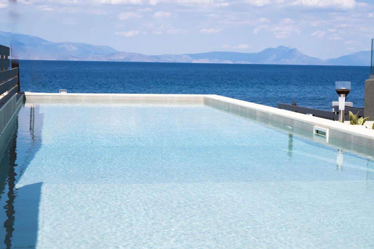 Theros Suites Dhiminio 외부 사진