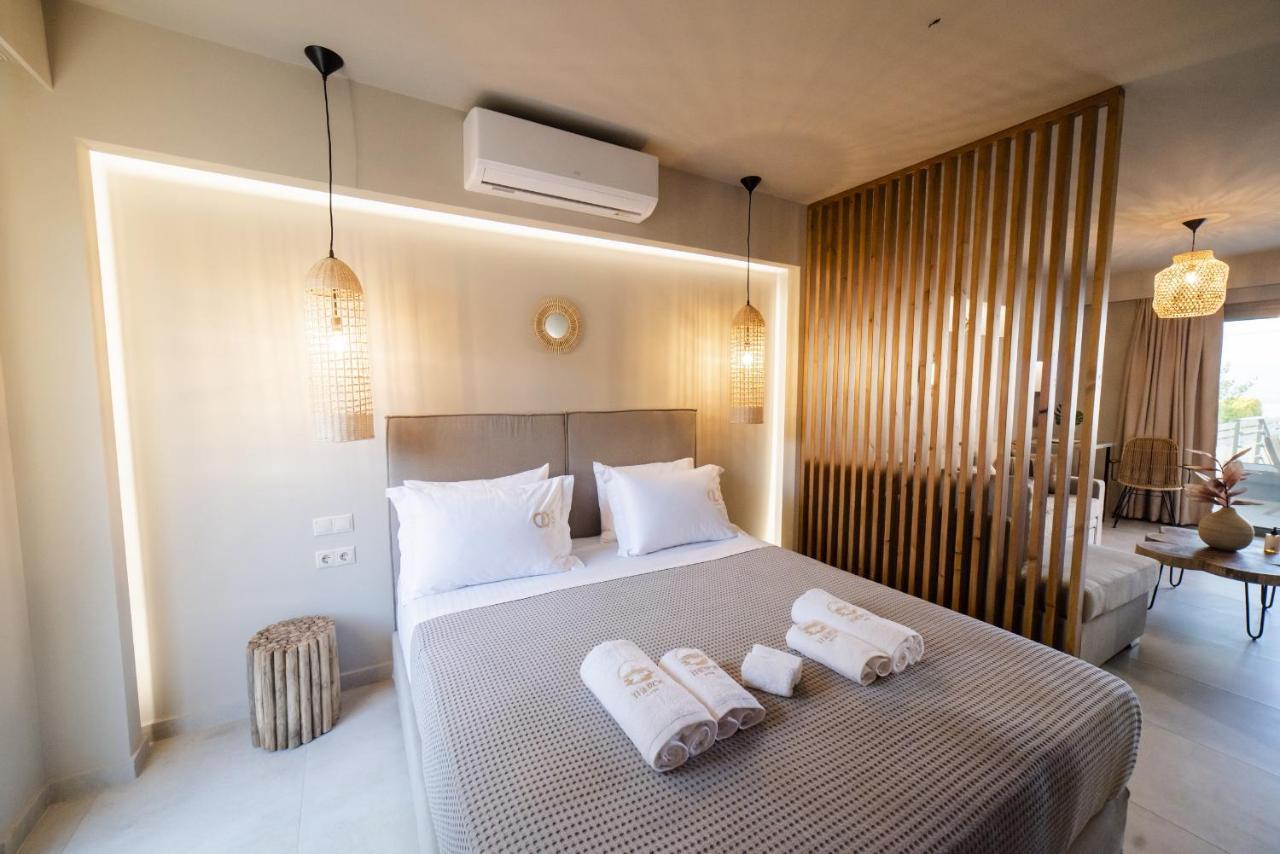 Theros Suites Dhiminio 외부 사진