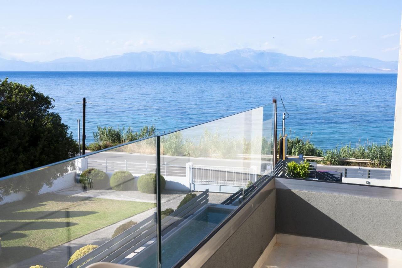 Theros Suites Dhiminio 외부 사진