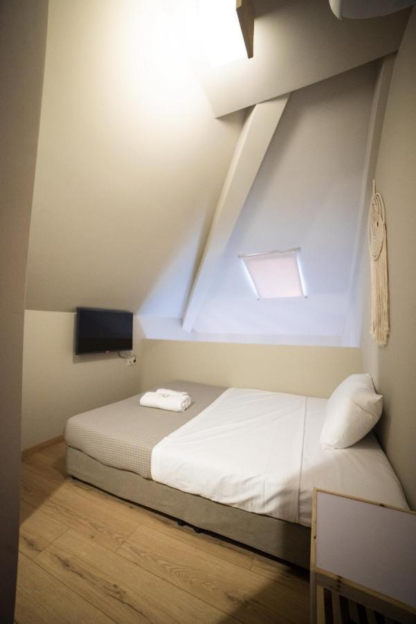 Theros Suites Dhiminio 외부 사진