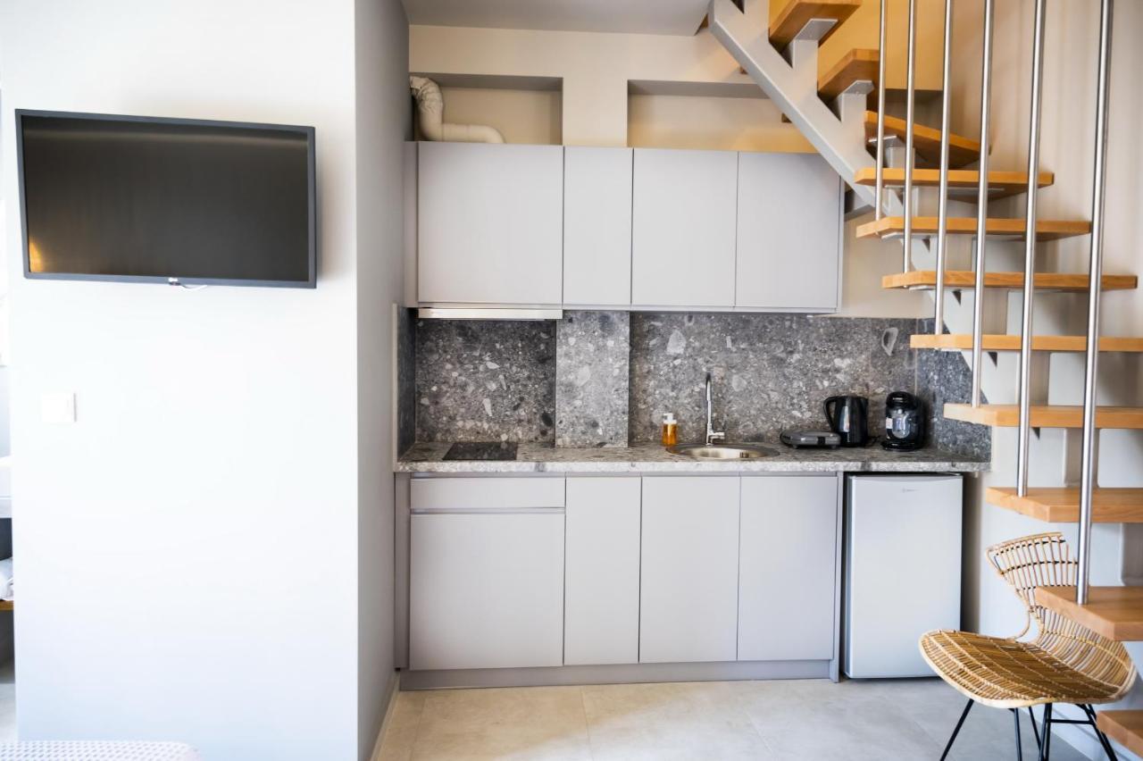 Theros Suites Dhiminio 외부 사진